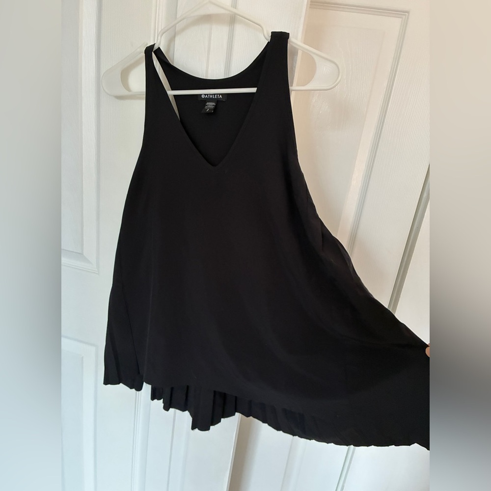 Athleta Black swing Forward Tank Top